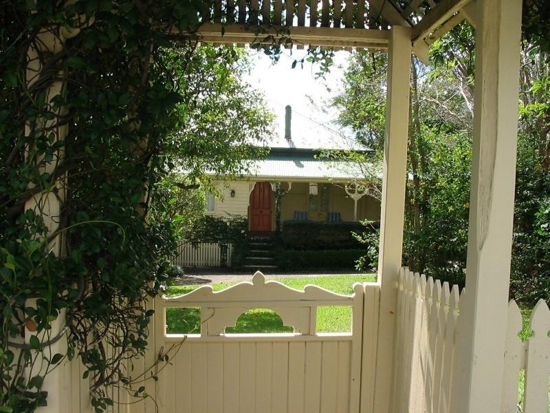 132 Memorial Drive, Eumundi QLD 4562