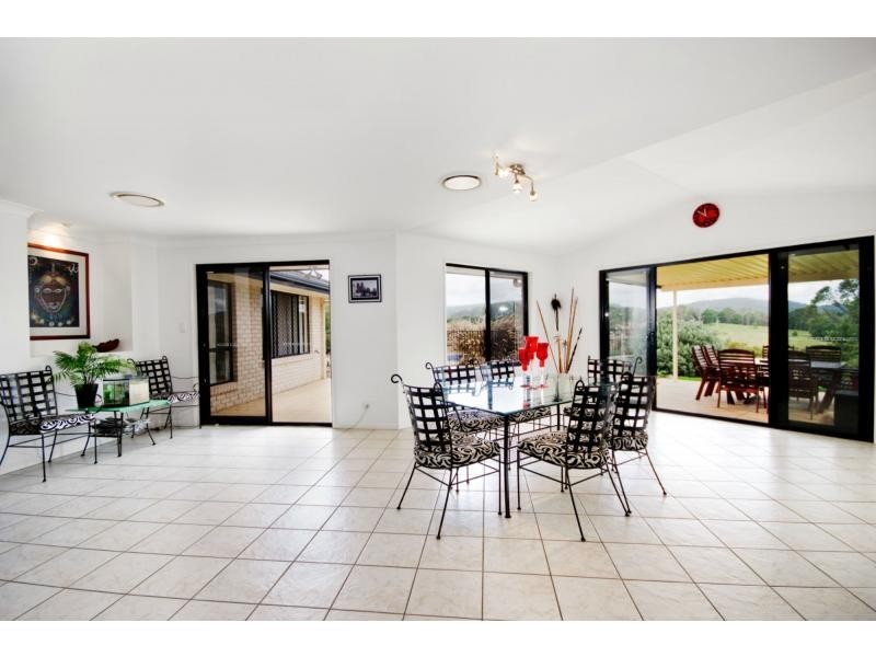 6 CEDAR CREEK Road, Belli Park QLD 4562