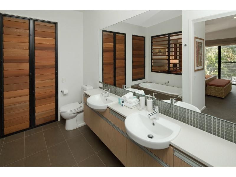 6/90 Beach Road, Noosa North Shore QLD 4565