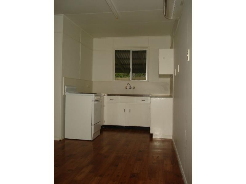 24 Henry Street, Cooran QLD 4569