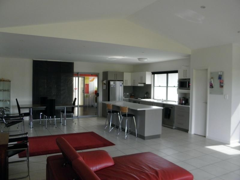 4 BURRELL Avenue, Eumundi QLD 4562