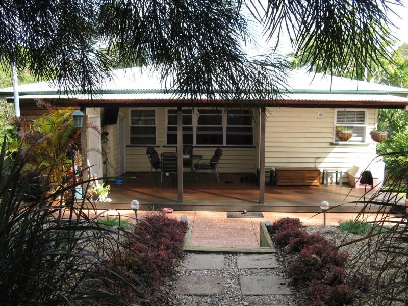 16 WARD Street, Eumundi QLD 4562