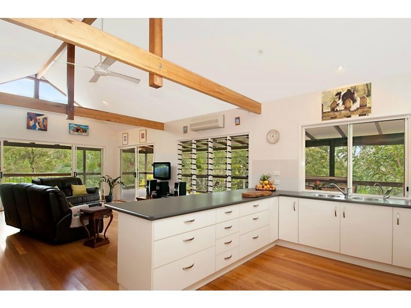 42a GEES Road, Eerwah Vale QLD 4562