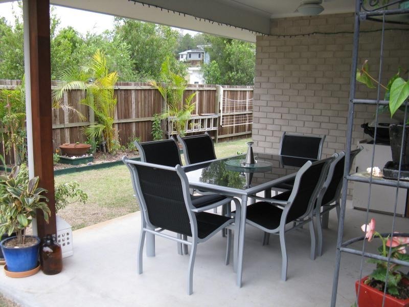 2/7 BURRELL Avenue, Eumundi QLD 4562