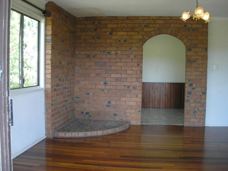 111 Memorial Drive, Eumundi QLD 4562