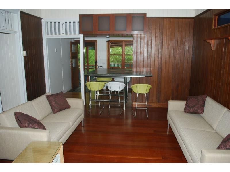 Rosemount QLD 4560