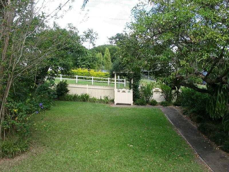 132 Memorial Drive, Eumundi QLD 4562