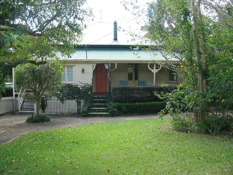 132 Memorial Drive, Eumundi QLD 4562