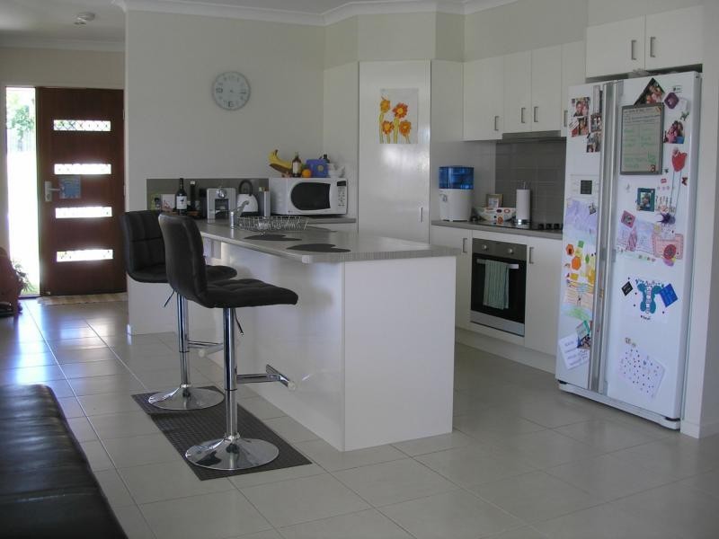 8 VIV HULL Avenue, Eumundi QLD 4562