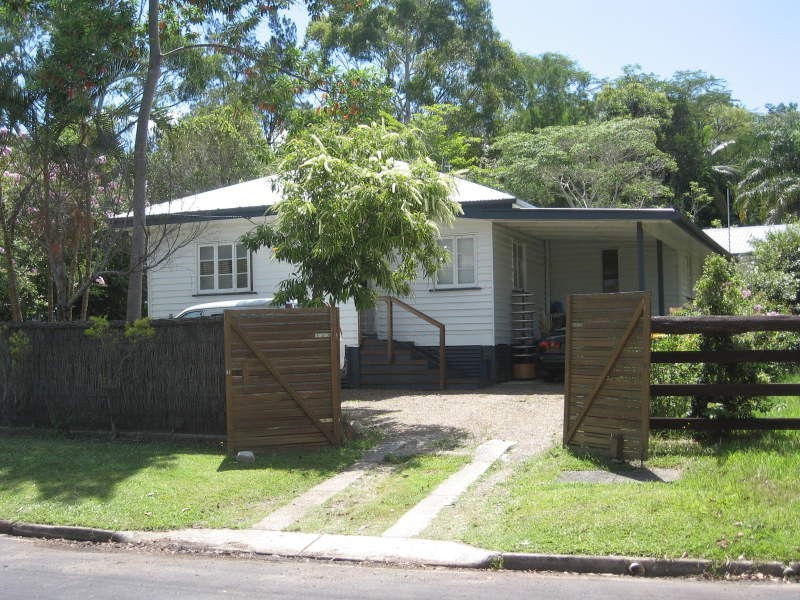 35 memorial Drive, Eumundi QLD 4562