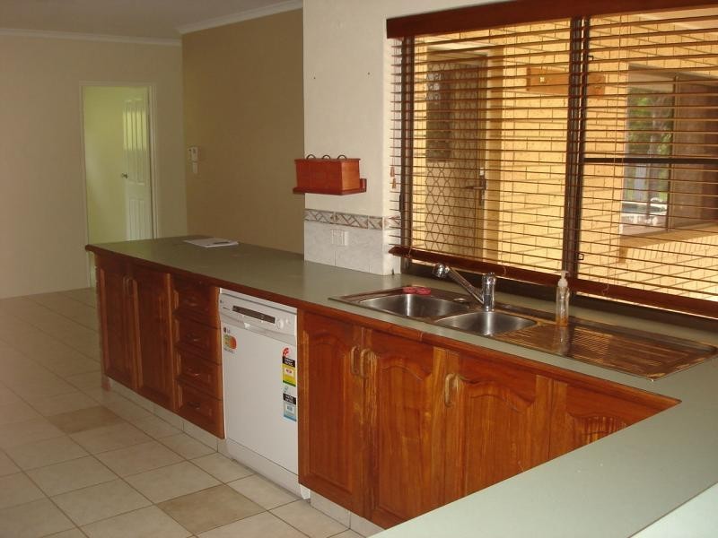 Eumundi QLD 4562