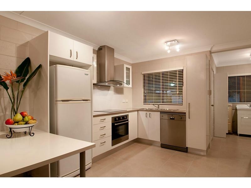 1/2 Topaz Street, Cooroy QLD 4563