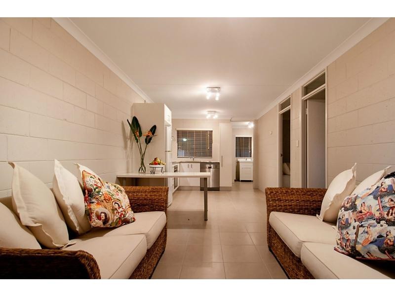 1/2 Topaz Street, Cooroy QLD 4563