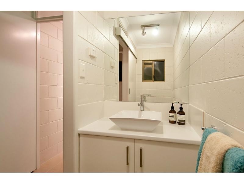 1/2 Topaz Street, Cooroy QLD 4563