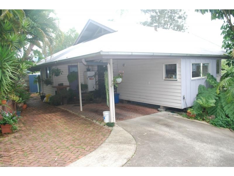 121D MEMORIAL Drive, Eumundi QLD 4562