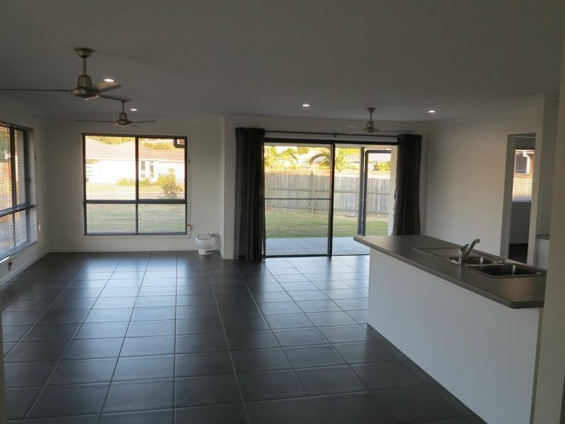 6 BURRELL Avenue, Eumundi QLD 4562