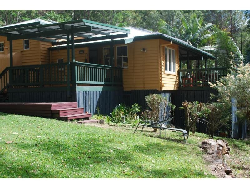115 TO 117 TALLGUM Avenue, Doonan QLD 4562