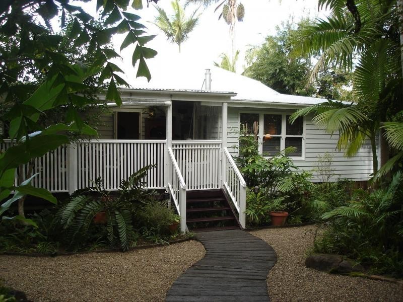 47 Memorial Drive, Eumundi QLD 4562