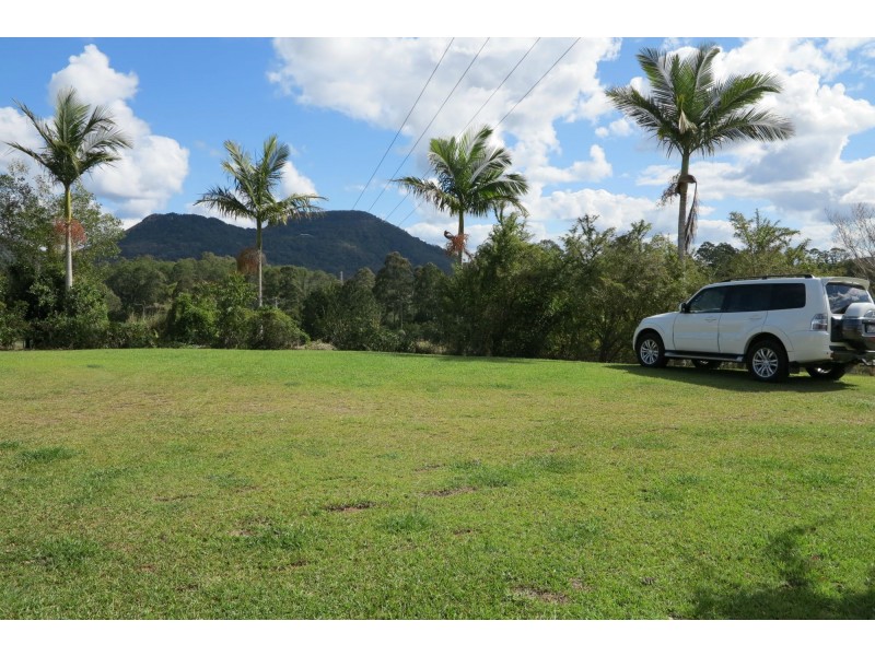 310 Memorial Drive, Eumundi QLD 4562