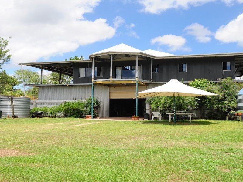310 Memorial Drive, Eumundi QLD 4562