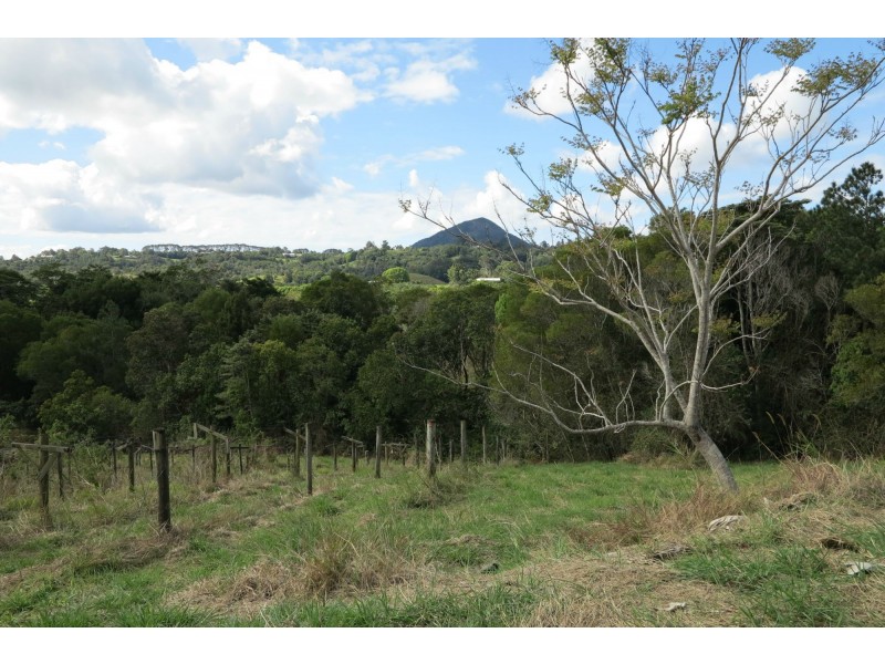 310 Memorial Drive, Eumundi QLD 4562
