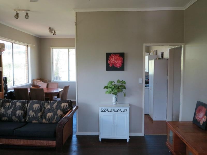 4 Barlee Street, Eumundi QLD 4562