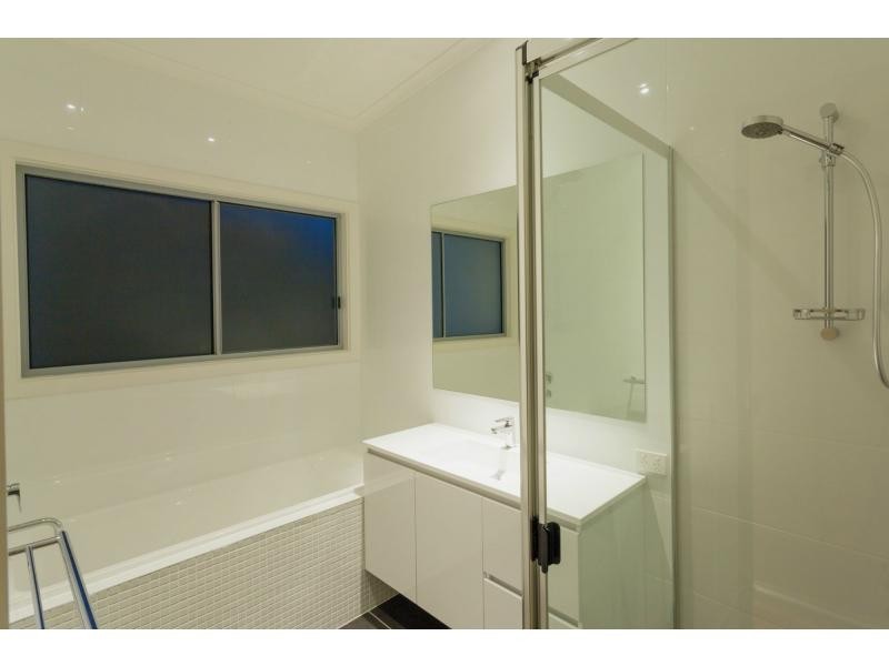 6 Booniah Court, Eumundi QLD 4562