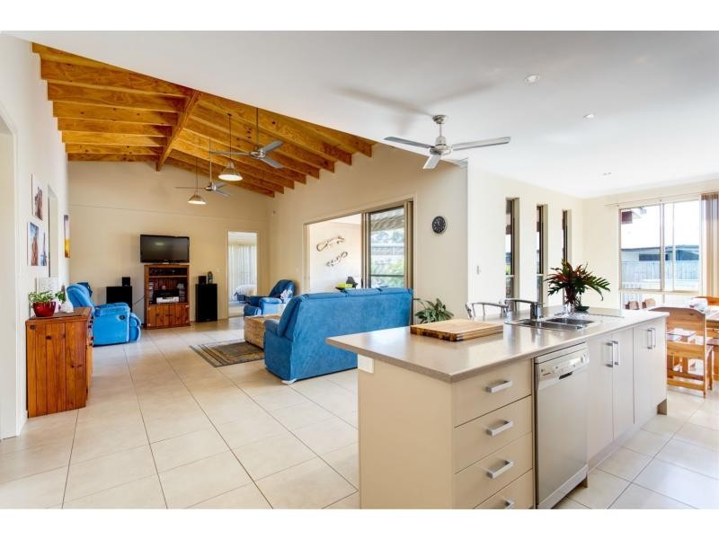 8 BURRELL Avenue, Eumundi QLD 4562