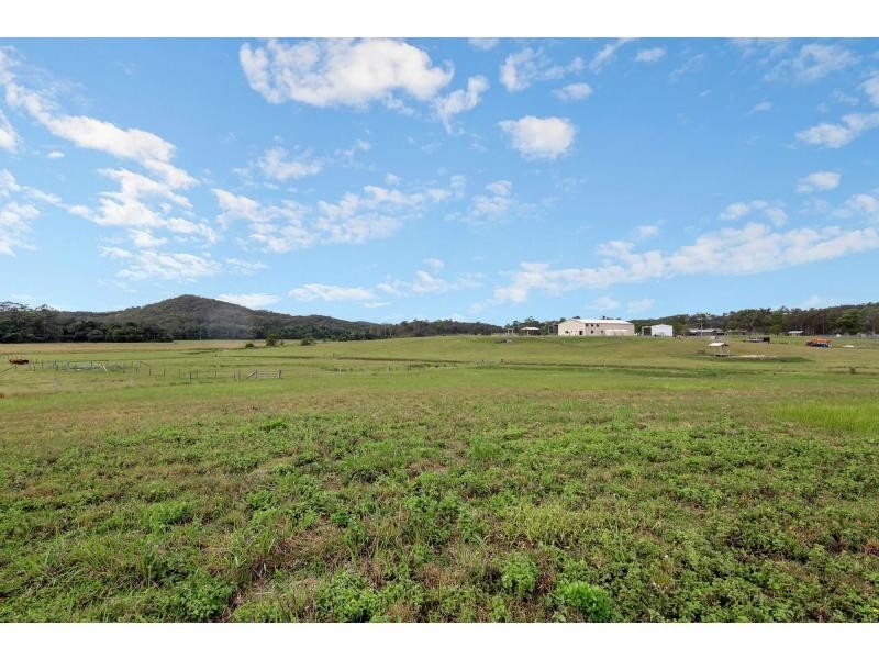 15 Fig Tree Lane, North Arm QLD 4561