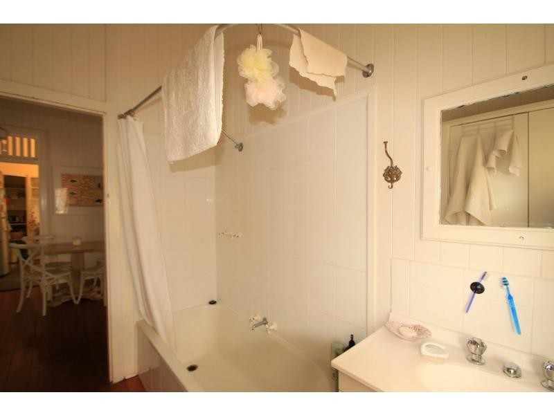 61 Memorial Drive, Eumundi QLD 4562