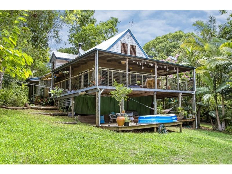 25 Cook Street, Eumundi QLD 4562