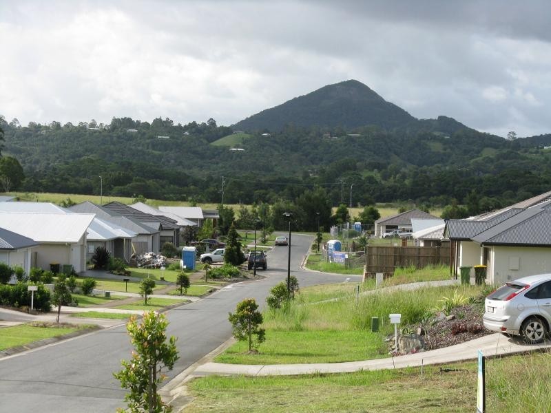 27 Burrell Avenue, Eumundi QLD 4562