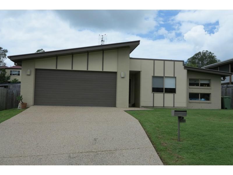 27 Burrell Avenue, Eumundi QLD 4562