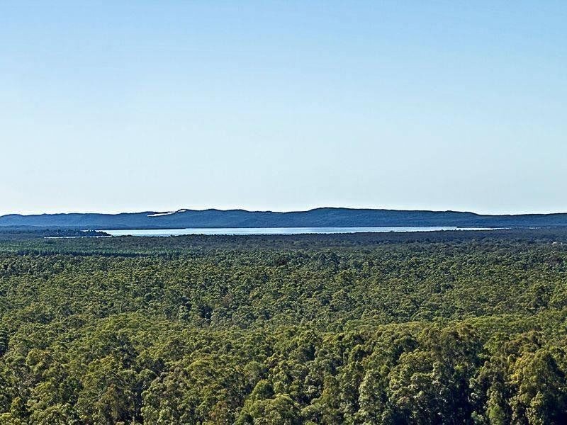 18 Clearview Drive, Lake Macdonald QLD 4563
