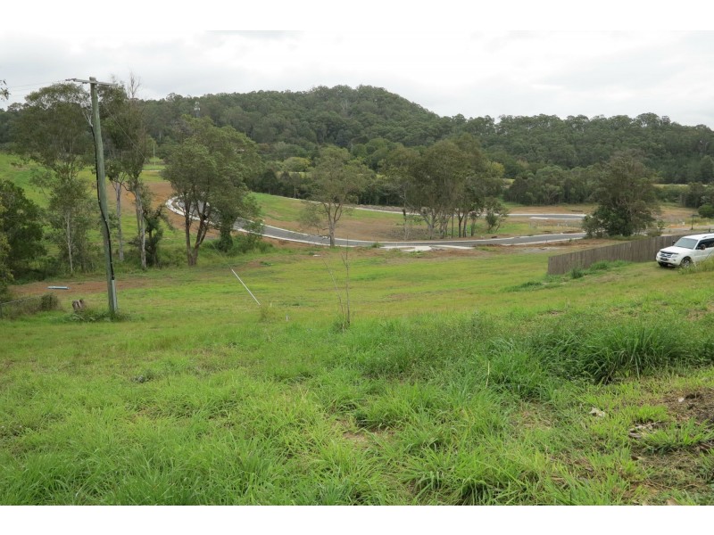 6 Racecourse Rise, Eumundi QLD 4562