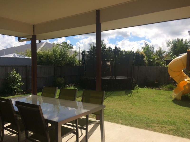 8 Viv Hull Avenue, Eumundi QLD 4562