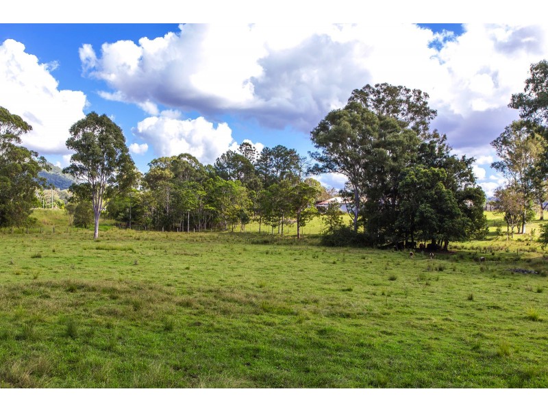 Eerwah Vale QLD 4562