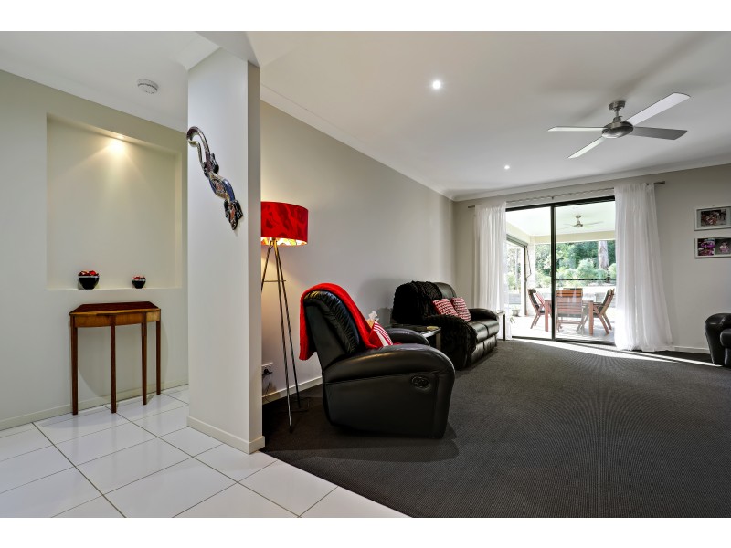 10 Miller Pl, Eumundi QLD 4562