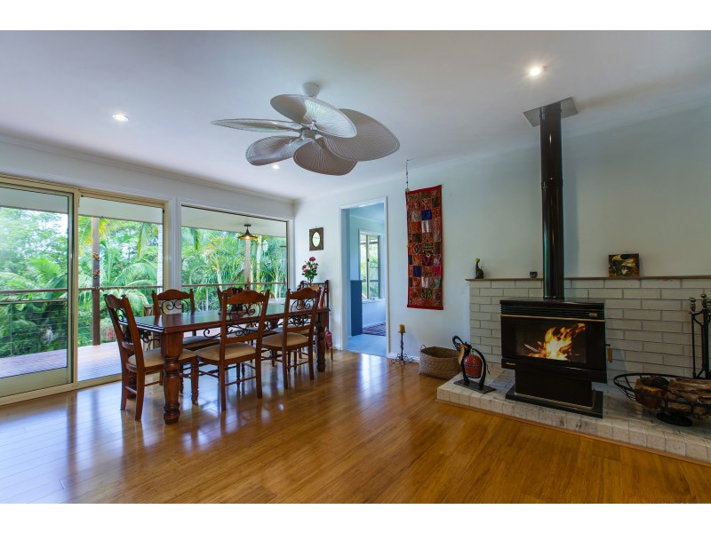 264 Sunrise Rd, Doonan QLD 4562