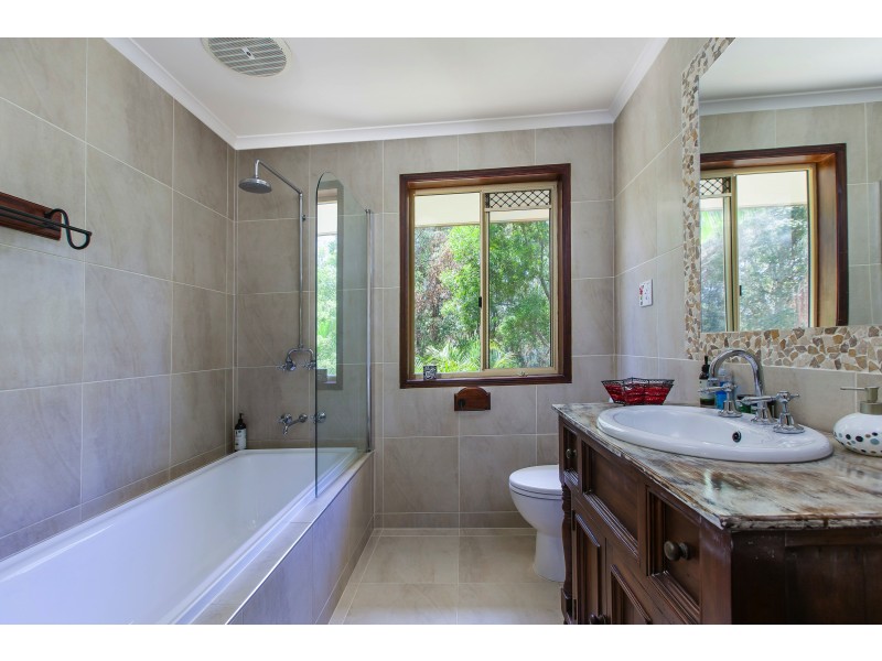 264 Sunrise Rd, Doonan QLD 4562
