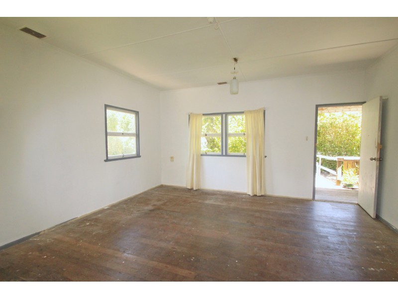 134 Memorial Dr, Eumundi QLD 4562