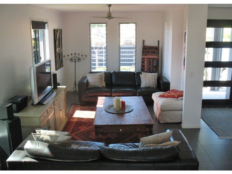 4 Clark Cres, Eumundi QLD 4562
