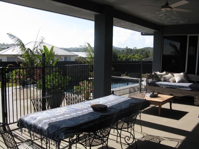 4 Clark Cres, Eumundi QLD 4562