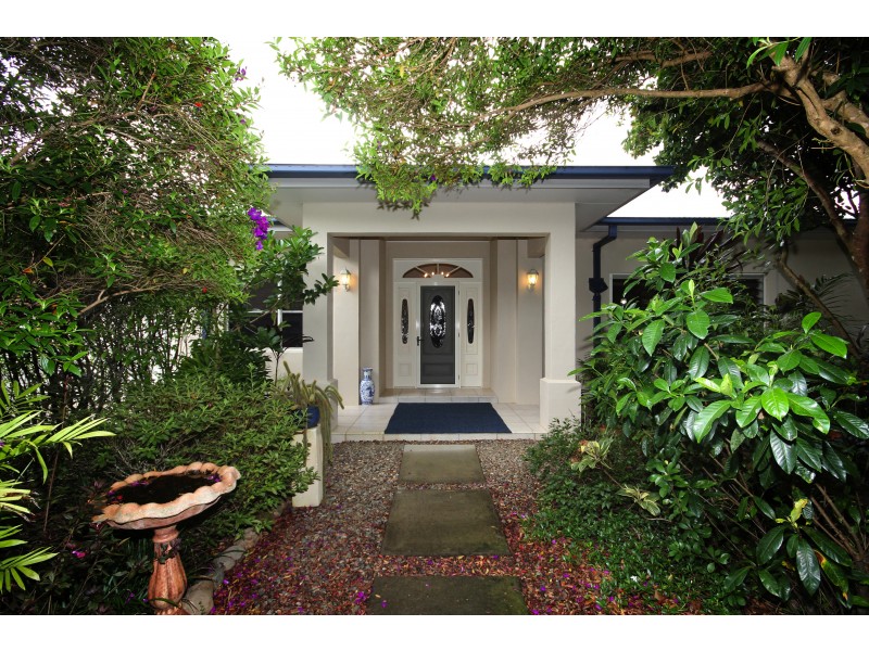 4 Flindersia Dr, Traveston QLD 4570