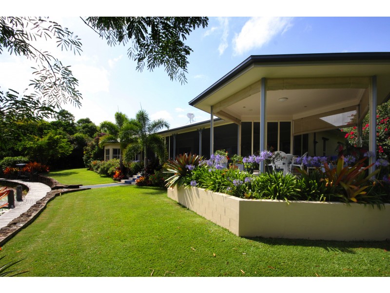 4 Flindersia Dr, Traveston QLD 4570