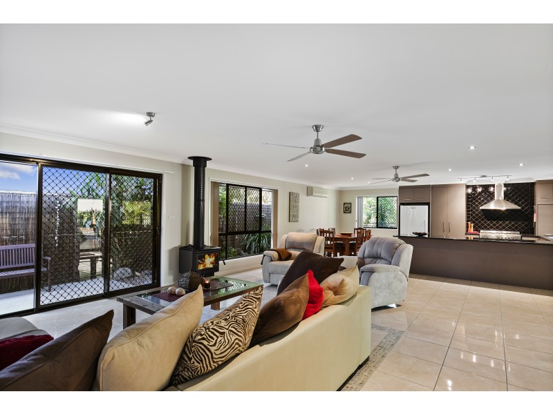 35 Sycamore Dr, Currimundi QLD 4551