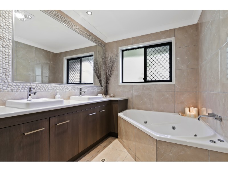 35 Sycamore Dr, Currimundi QLD 4551