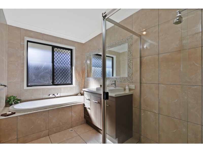 35 Sycamore Dr, Currimundi QLD 4551