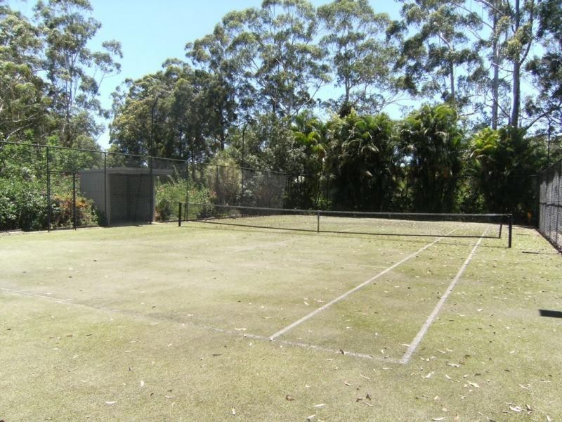 Hunchy QLD 4555