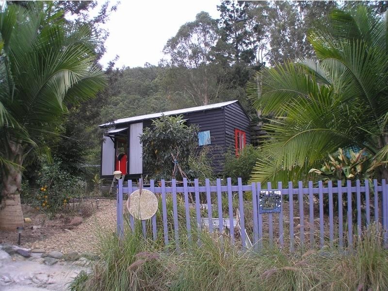 Cambroon QLD 4552